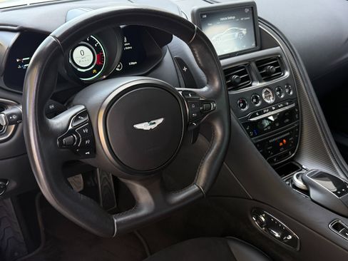 Used 2019 Aston Martin DBS Superleggera image 44