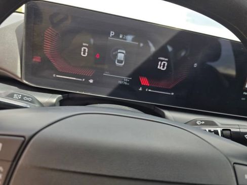 Used 2025 Kia K4 FWD image 28