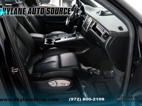 Used 2018 Porsche Macan Sport Edition image 29