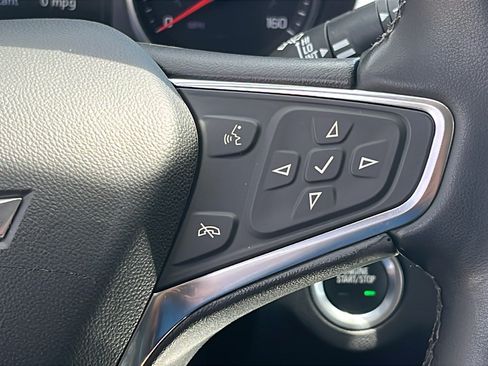 Used 2024 Chevrolet Equinox LT FWD image 18
