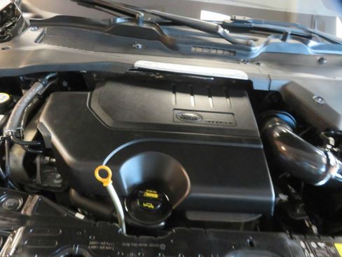 Used 2020 Land Rover Range Rover Evoque SE image 51