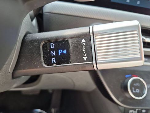 Used 2025 Hyundai Sonata SEL FWD image 26