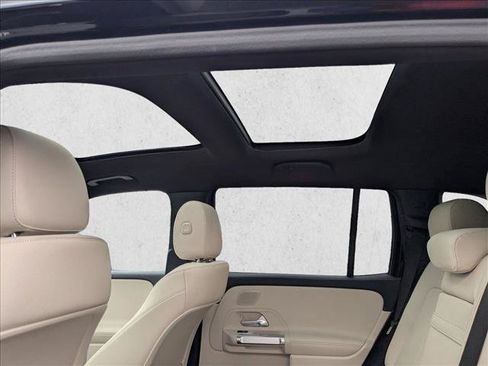Certified 2026 Mercedes-Benz GLB 250 image 19