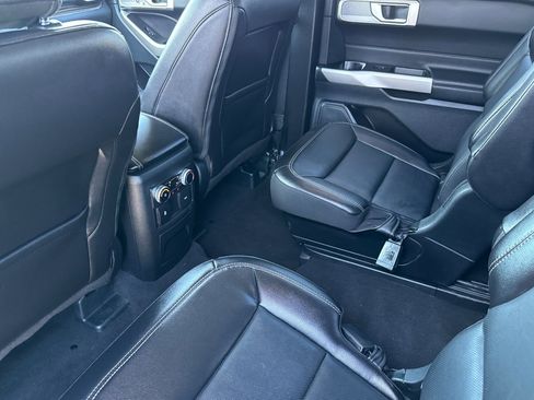 Used 2023 Ford Explorer Limited image 29