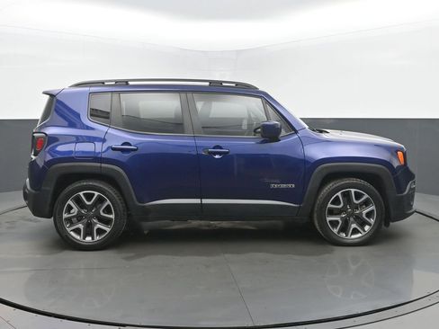 Used 2018 Jeep Renegade Latitude image 6