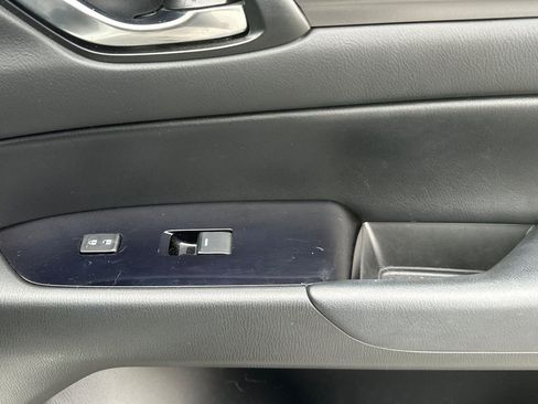 Used 2021 MAZDA CX-5 Touring w/ Touring Preferred SV Package image 19