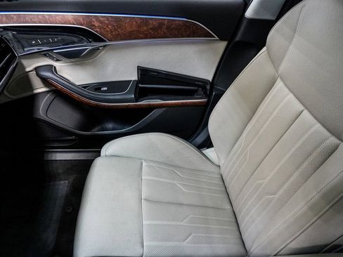 Used 2022 Audi A8 L 3.0T w/ Luxury Package image 46