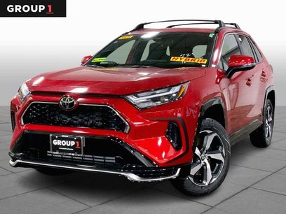 New 2025 Toyota RAV4 SE