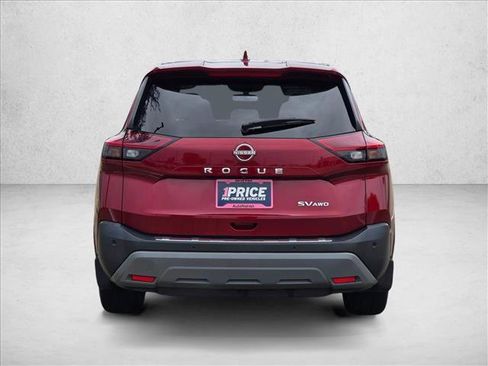 Used 2022 Nissan Rogue SV AWD/4WD image 6