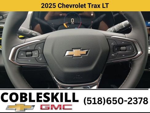 New 2025 Chevrolet Trax LT w/ Driver Confidence Package image 15
