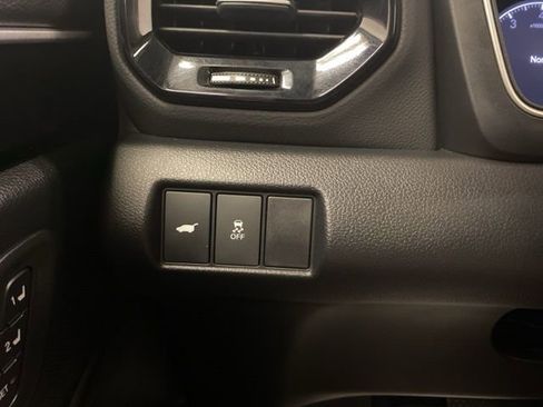 Used 2024 Honda Pilot Touring image 20