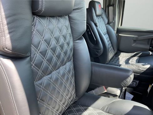 New 2025 GMC Savana 2500 Extended w/ Driver Convenience Package image 12