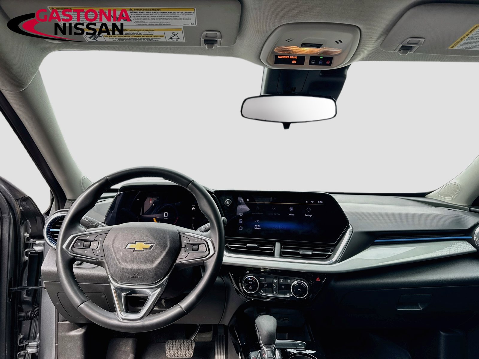 Used 2025 Chevrolet Trax LT w/ Driver Confidence Package FWD image 27
