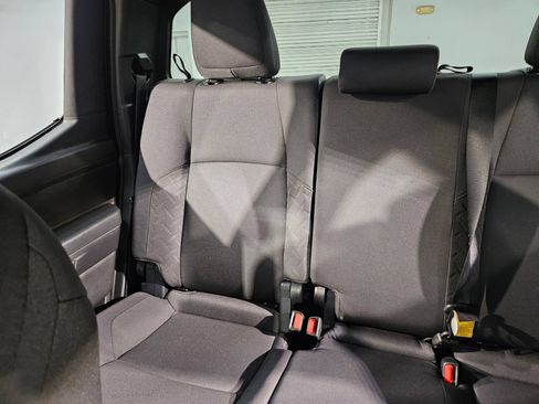 Certified 2025 Toyota Tacoma SR5 AWD/4WD image 12