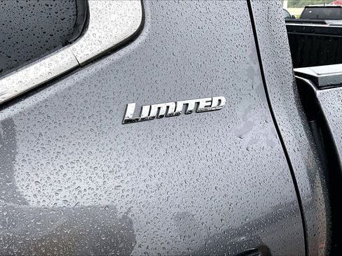 Used 2023 Toyota Tundra Limited w/ TRD Off-Road Package image 9