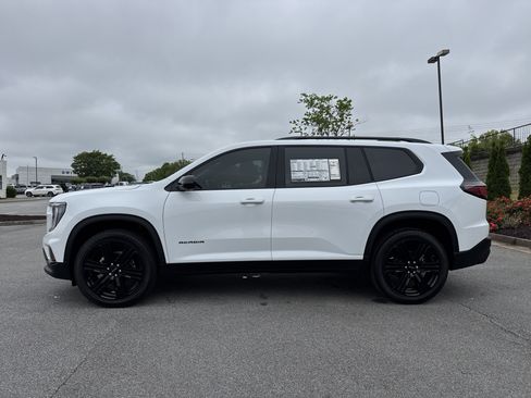 New 2026 GMC Acadia Elevation w/ Black Edition FWD image 7