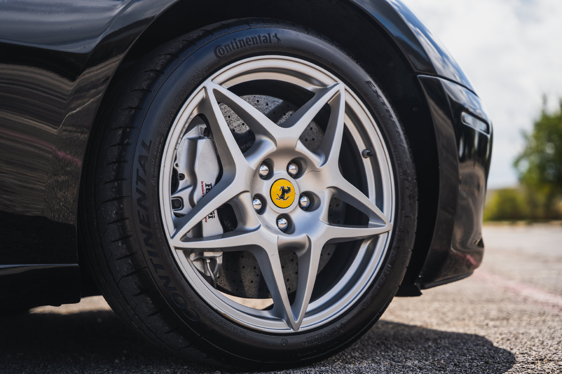Used 2007 Ferrari 599 GTB Fiorano RWD image 36