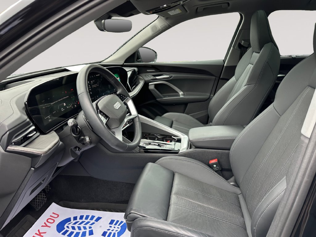 Certified 2025 Audi Q5 Premium w/ Premium Plus AWD/4WD image 9