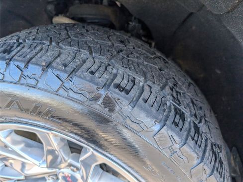 Used 2021 GMC Sierra 1500 SLT w/ SLT Premium Package image 10