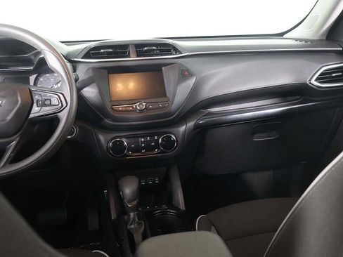 Used 2023 Chevrolet TrailBlazer LT AWD/4WD image 31