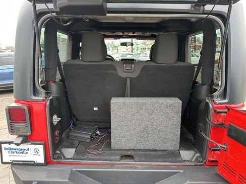 Used 2016 Jeep Wrangler Sport image 17