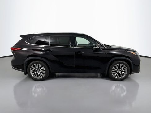 Used 2021 Toyota Highlander Platinum AWD/4WD image 8