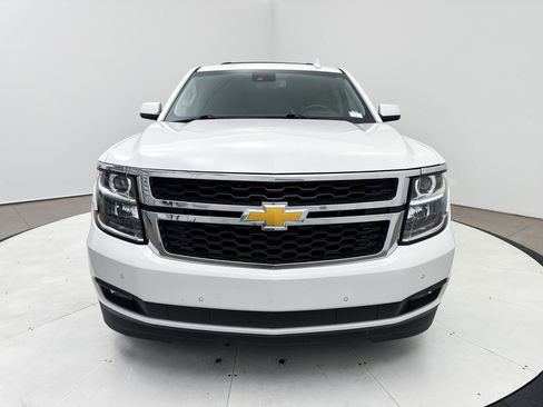 Used 2018 Chevrolet Suburban LT image 12