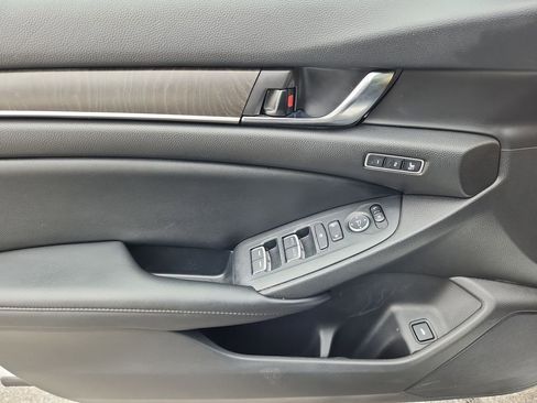 Used 2022 Honda Accord EX-L image 24