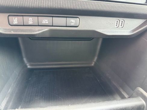 New 2026 Jeep Cherokee Limited image 22