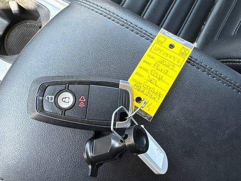 Used 2023 Ford Edge SEL AWD/4WD image 12