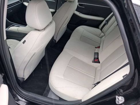 Used 2025 Hyundai Sonata SEL FWD image 4
