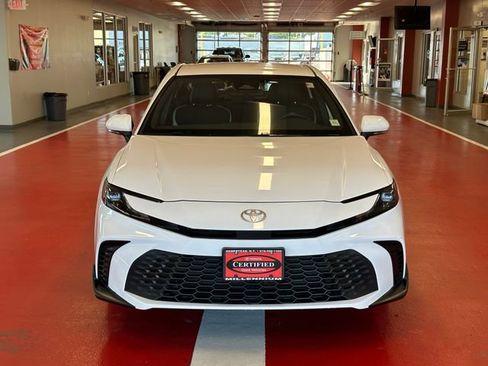 Certified 2025 Toyota Camry SE AWD/4WD image 7