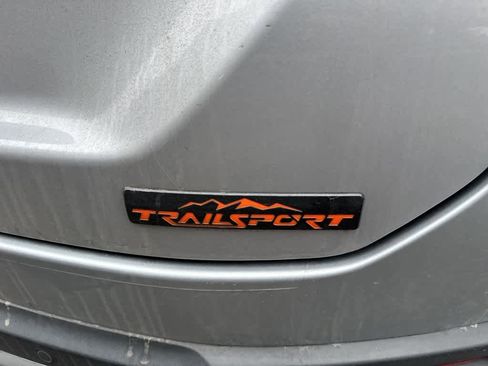 Used 2024 Honda Pilot TrailSport image 16