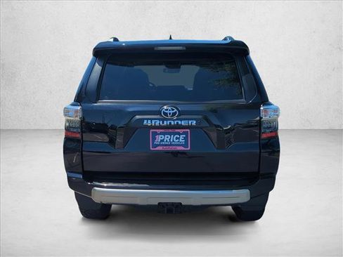 Certified 2023 Toyota 4Runner TRD Off-Road Premium w/ Moonroof Package AWD/4WD image 7