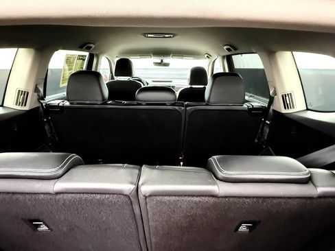 Used 2022 Volkswagen Atlas SE AWD/4WD image 34