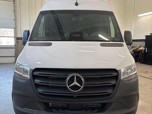 New 2026 Mercedes-Benz Sprinter 2500 image 10