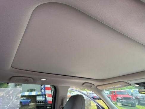 Used 2023 Honda Pilot Touring image 27