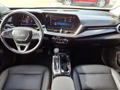 Used 2024 Chevrolet Trax ACTIV w/ Driver Confidence Package FWD image 6