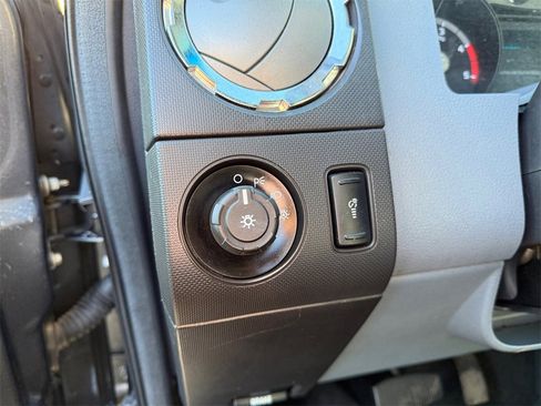 Used 2015 Ford F250 XLT w/ XLT Interior Package image 23