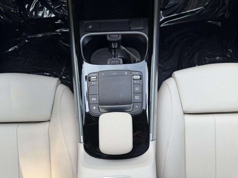 Certified 2023 Mercedes-Benz GLA 250 4MATIC image 16