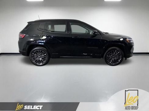 Used 2022 Jeep Compass High Altitude AWD/4WD image 5