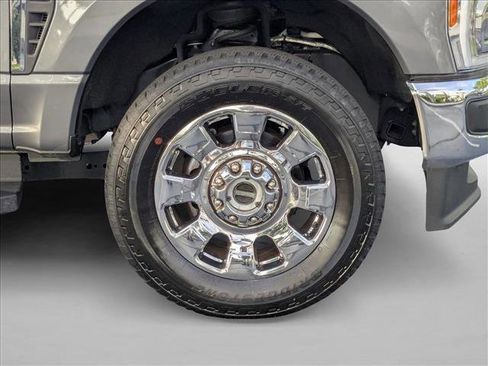 Used 2023 Ford F250 Lariat w/ Chrome Package AWD/4WD image 22