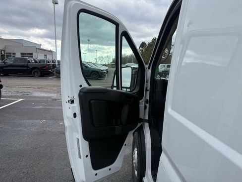 Used 2024 RAM ProMaster 3500 w/ Delivery Van Package FWD image 68