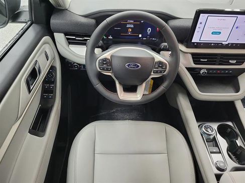 New 2026 Ford Explorer Active w/ Active Comfort Package image 14