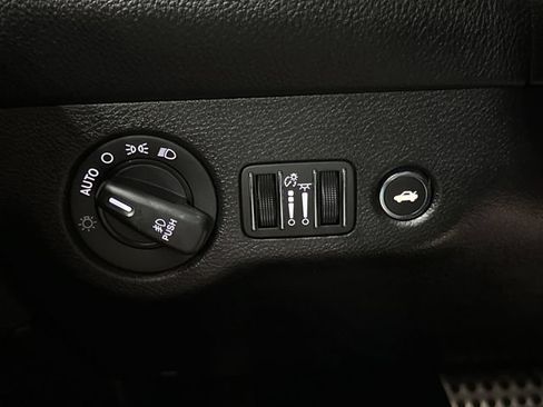 Used 2019 Dodge Challenger R/T w/ Plus Package RWD image 18
