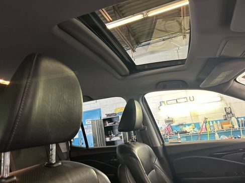 Used 2019 Honda Ridgeline RTL-E image 19