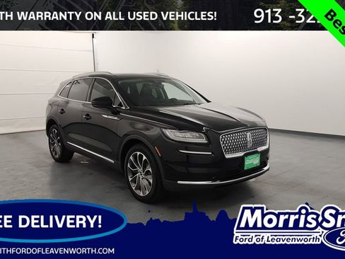 Used 2022 Lincoln Nautilus Reserve image 1