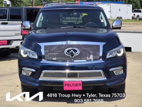Used 2017 INFINITI QX80 Signature Edition RWD image 2