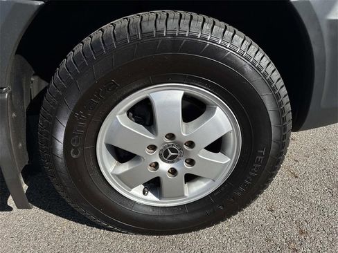 Used 2018 Mercedes-Benz Sprinter 2500 image 8