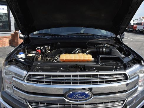 Used 2019 Ford F150 Lariat w/ Equipment Group 502A Luxury AWD/4WD image 39